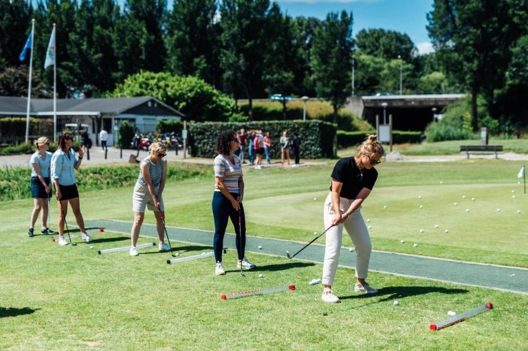 Bedrijfsuitje golfclinic clinic golf event